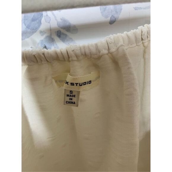 Max Studio Smocked Long Sleeve Blouse Ecru Ivory Size S - Picture 7 of 9